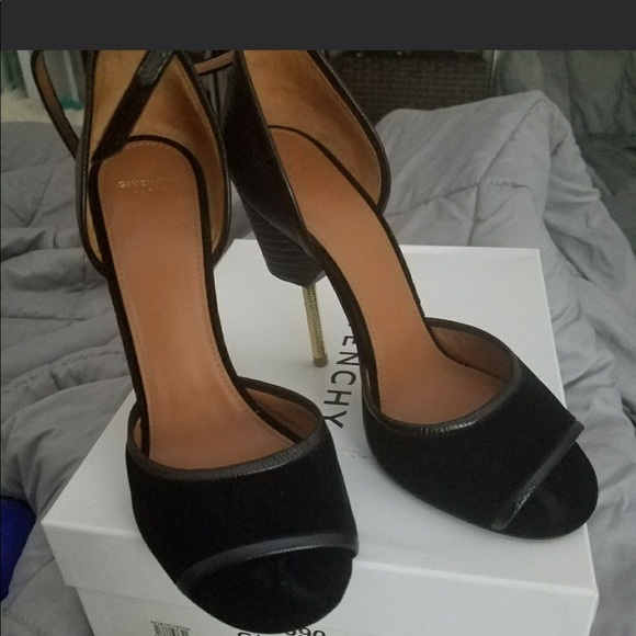 Givenchy Black Matilda Noir bundle & save - Picture 2 of 8